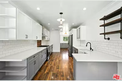 20616 Quedo Dr, Woodland Hills, CA 91364 - Photo 13