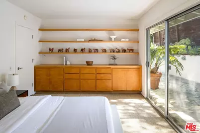2817 Nichols Canyon Pl, Los Angeles, CA 90046 - Photo 11