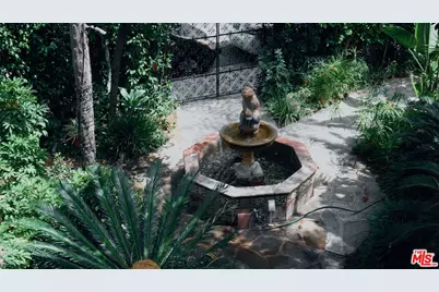 8468 Fountain Ave, West Hollywood, CA 90069 - Photo 15