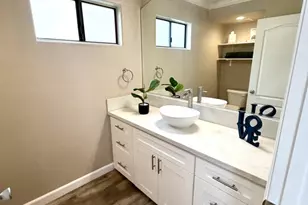 1403 W Santa Cruz St, Los Angeles, CA 90732 - Photo 15