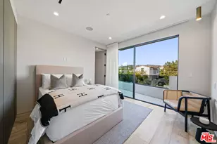 6660 Maryland Dr, Los Angeles, CA 90048 - Photo 21