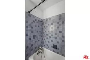 2614 Rutherford Dr, Los Angeles, CA 90068 - Photo 29