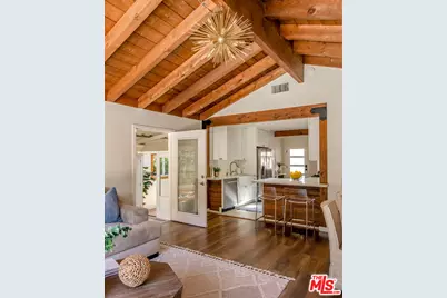 5310 W 82nd St, Los Angeles, CA 90045 - Photo 11