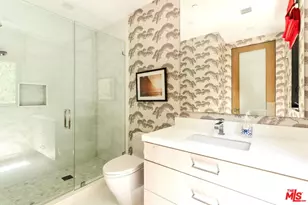 1716 Amherst Ave, Los Angeles, CA 90025 - Photo 13