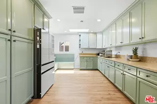 7501 Earldom Ave, Playa del Rey, CA 90293 - Photo 9