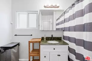 7501 Earldom Ave, Playa del Rey, CA 90293 - Photo 17