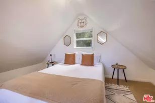 39535 N Shore Dr, Fawnskin, CA 92333 - Photo 11