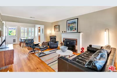 10257 Camarillo St, Toluca Lake, CA 91602 - Photo 5