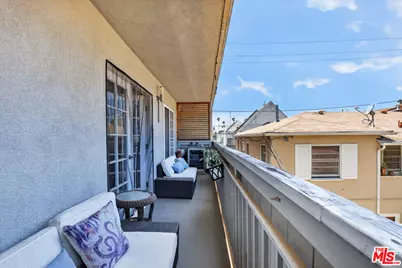 944 11th St #9, Santa Monica, CA 90403 - Photo 23