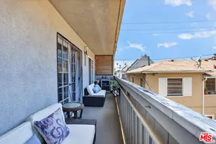 944 11th St, Santa Monica, CA 90403 - Photo 23