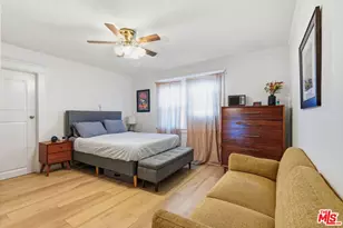 527 W 52nd St, Los Angeles, CA 90037 - Photo 13