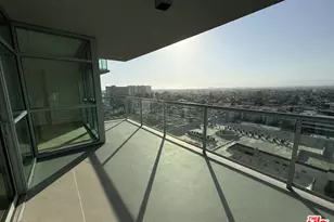 13700 Marina Pointe Dr, Marina del Rey, CA 90292 - Photo 15