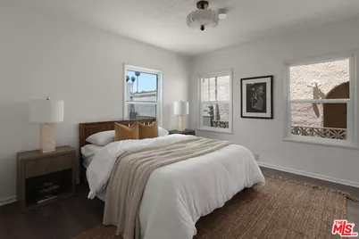 3120 W 43rd Pl, Los Angeles, CA 90008 - Photo 25