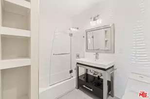 3921 Clayton Ave, Los Angeles, CA 90027 - Photo 35