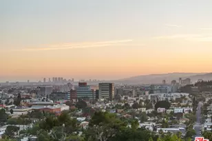 3921 Clayton Ave, Los Angeles, CA 90027 - Photo 11