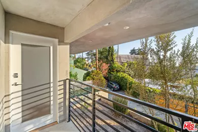 3921 Clayton Ave, Los Angeles, CA 90027 - Photo 37