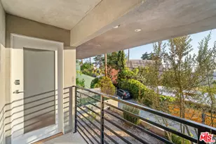 3921 Clayton Ave, Los Angeles, CA 90027 - Photo 37
