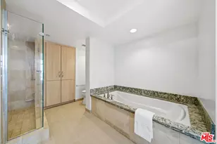 13650 Marina Pointe Dr, Marina del Rey, CA 90292 - Photo 35