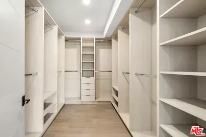 12304 Moorpark St #103, Los Angeles, CA 91604 - Photo 43