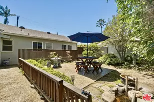 11359 Biona Dr, Los Angeles, CA 90066 - Photo 41