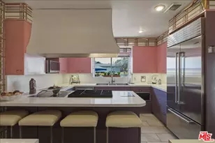 11359 Biona Dr, Los Angeles, CA 90066 - Photo 13