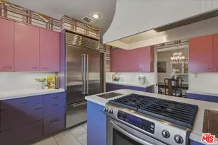 11359 Biona Dr, Los Angeles, CA 90066 - Photo 17
