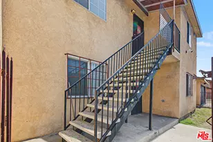 7704 S Grand Ave, Los Angeles, CA 90003 - Photo 7