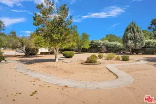 10609 8th Ave, Hesperia, CA 92345 - Photo 5