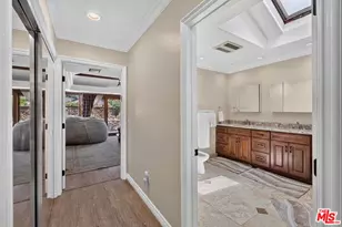 14743 McCormick St, Sherman Oaks, CA 91411 - Photo 17
