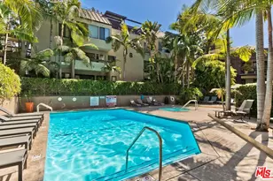 950 N Kings Rd, West Hollywood, CA 90069 - Photo 29