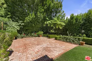 1910 Outpost Dr, Los Angeles, CA 90068 - Photo 25