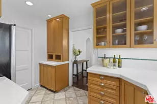 8585 Airdrome St, Los Angeles, CA 90035 - Photo 11