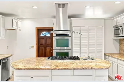 1029 N Beverly Glen Blvd, Los Angeles, CA 90077 - Photo 13