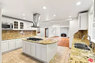 1029 N Beverly Glen Blvd, Los Angeles, CA 90077 - Photo 15