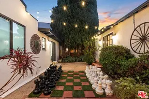 8818 Rosewood Ave, West Hollywood, CA 90048 - Photo 29