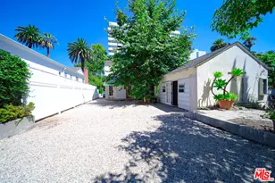 713 N Doheny Dr, Beverly Hills, CA 90210 - Photo 59