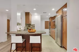 423 Arnaz Dr, Los Angeles, CA 90048 - Photo 11