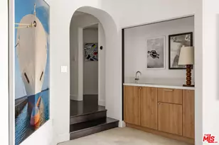 8455 Fountain Ave, West Hollywood, CA 90069 - Photo 9