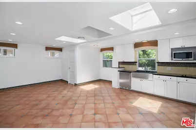 848 17th St, Santa Monica, CA 90403 - Photo 47