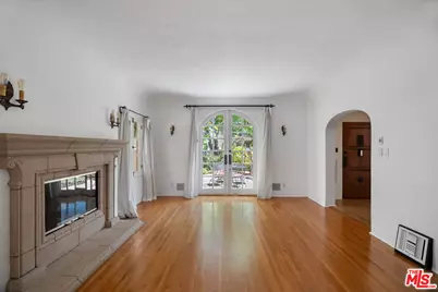848 17th St, Santa Monica, CA 90403 - Photo 9