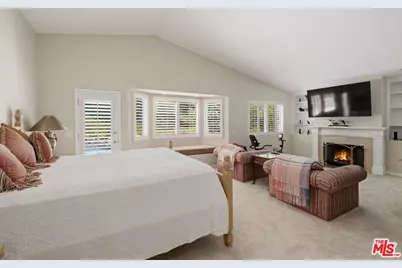 2663 Country Ln, Westlake Village, CA 91361 - Photo 17