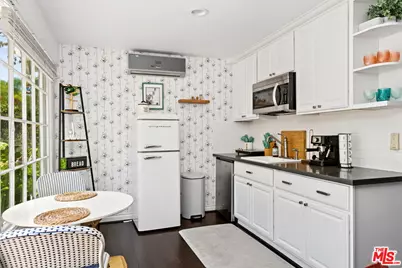 644 N Cherokee Ave, Los Angeles, CA 90004 - Photo 29