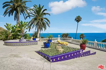 19419 Pacific Coast Hwy, Malibu, CA 90265 - Photo 7