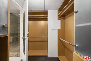 13700 Marina Pointe Dr, Marina del Rey, CA 90292 - Photo 23