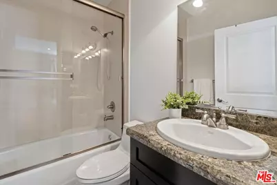 11763 Iowa Ave #1, Los Angeles, CA 90025 - Photo 19