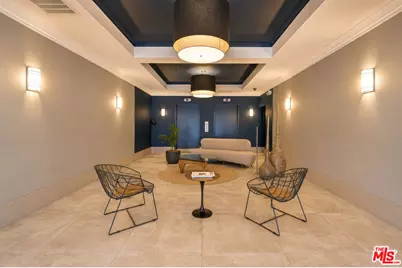 585 N Rossmore Ave #209, Los Angeles, CA 90004 - Photo 21