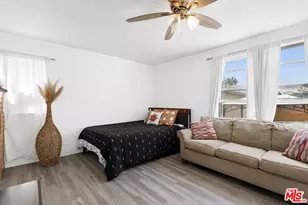 1030 W 20th St, Los Angeles, CA 90007 - Photo 9