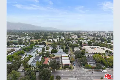 239 E Villa St, Pasadena, CA 91101 - Photo 13