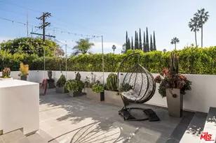 462 N Croft Ave, Los Angeles, CA 90048 - Photo 45
