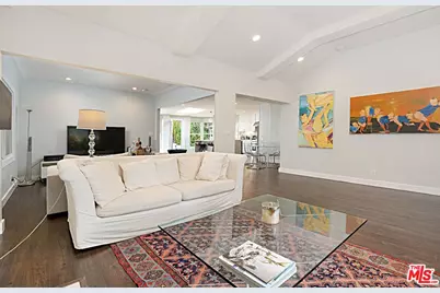 9023 Phyllis Ave, West Hollywood, CA 90069 - Photo 13